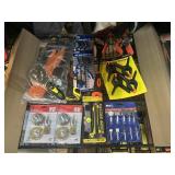 New tools incl. Wire brush set, pry bar and more