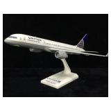 SkyMarks United Boeing 757-200 1/150 Scale Model