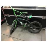 3D Dynacraft 12in kids bicycle, tires don