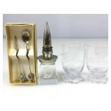 2 Vtg  Heisey Foxchase Pattern Etched Crystal Port