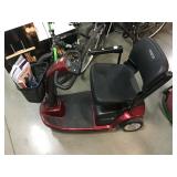 Pride Victory 9 mobility scooter w/charger,