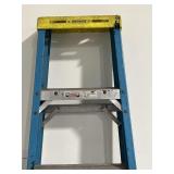 8ft Fiberglass Step Ladder