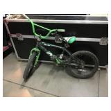 3D Dynacraft 12in kids bicycle, tires donï¿½t hold