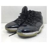 Athletic shoes size 11