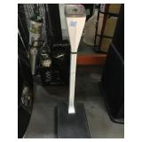 Health O Meter Doctor scale, working