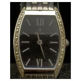 Bulova Quartz Ladies Watch W/diamonds In Bezel,