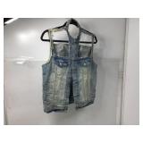 Leviï¿½s distressed vest, sz S/P