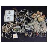 Fashion Jewelry Incl. Necklaces, Bracelets & More