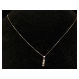 Sterling Silver Necklace W/pendant, Tw 3.3g,