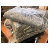 Pick up at Mall - New Pack of 6 Moving Blankets -