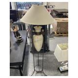 Metal and composite floor lamp w/approx 5ft tall