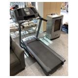 Gold Gym Trainer 410 treadmill w/incline, mod