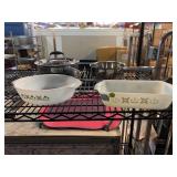 Anchor Ovenware w/stainless steel cooking pots