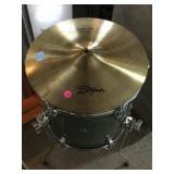 Avedis Zildjian 14in Cymbal and drum, approx 30in