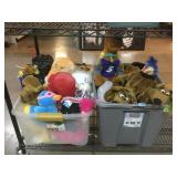Large collection of plushies incl. Scooby Doo and