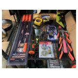 New Tools incl. Clamps, pry bar, Wire brush set