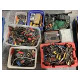 Pallet of hand tools incl. Screwdrivers, pliers