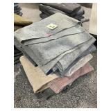 8 Moving blankets