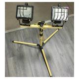 Work-light w/tripos and dual lights