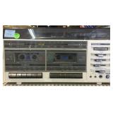 Soundesign Multi Media Player. Model 6821.