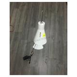 Metal floor lamp w/adjustable height, approx