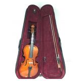 1/4 Size Violin In Case w/ Bow. Unknown Maker
