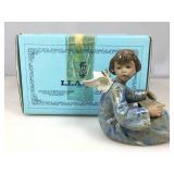 Lladro Angel Sentado #2184 Porcelain Figurine In