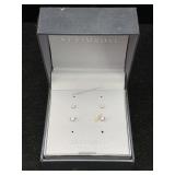 2 Sterling Silver Studs W/cz Stones, Tw 0.7g