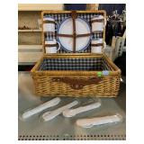 Portable Picnic Basket.