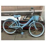 Kent La Jolla 24in cruiser bike, both tires donï¿½t