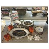 Christmas Plates & Bowls, Santa Glass Bottle
