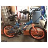 Hot Wheels kids bicycle, only front tire holds