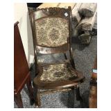 Vtg Folding rocking chair W/pattern seat and back