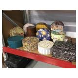 Empty hat carrying boxï¿½s