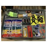 New Tools incl. Pry Bar, clamps, box cutter and