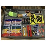 New Tools incl. Pry Bar, clamps, box cutter and