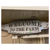 Wall display Welcome to the farm