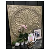 Large wall decor art w/frames, faux plants &