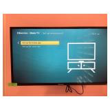 Hisense 31.5in Roku Tv, model 32H4F5 w/wall