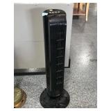 Lasko 32in tower fan, approx T32200