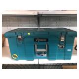 Sterilite Bin w/latches, side needs to be fix,