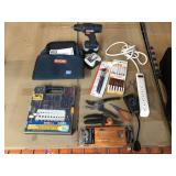 Tools ryobi screw gun with bag drilling and