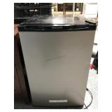 Frigidaire 4.5 Cu.Ft. Compact refrigerator, model
