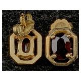 14k Gold Earrings W/red Garnet, Tw 1.6g, Rectangle
