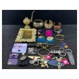 Fashion Jewelry Incl. Bracelets, Earrings & More