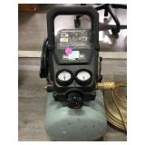 McGraw 110MaxPsI 3 Gallons air compressor