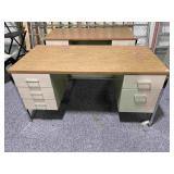 5ft Wide Metal Desk With Drawers