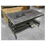 Master Equipment Electric raising grooming table,