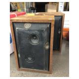 2 Design Acoustics Loudspeakers, model D-6,