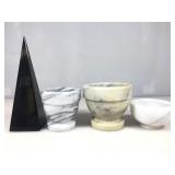Lot of four decorator, items, three marble or